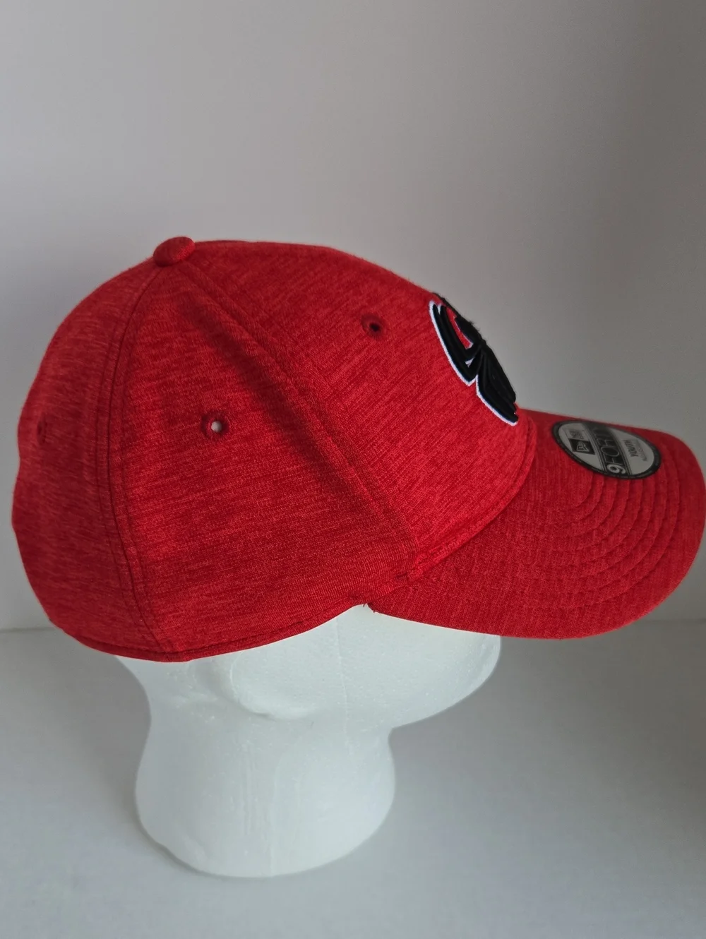 New Era x Marvel Spider-Man 9FORTY Youth Adjustable Cap Red Unisex
